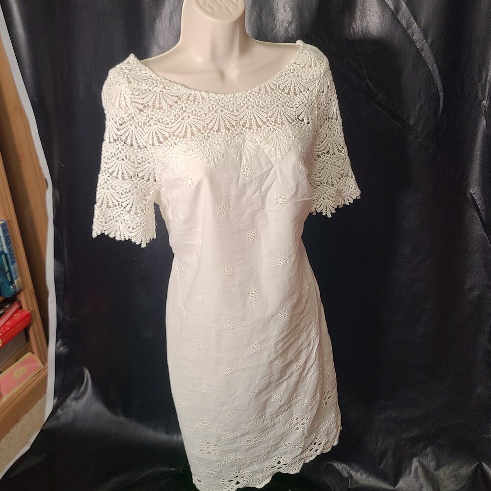 Sundance white crochet detail shift dress size medium